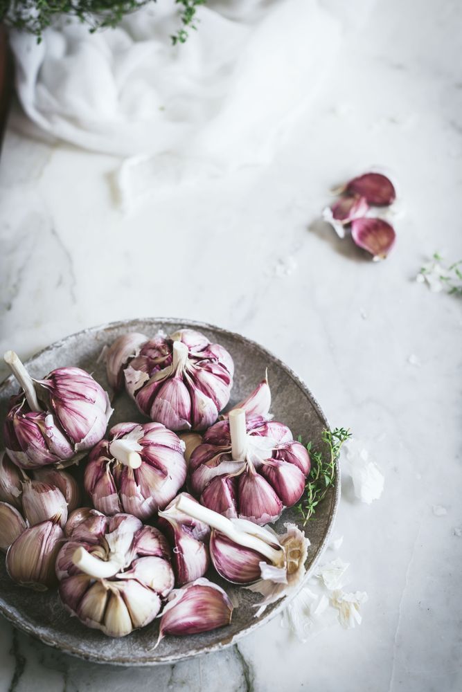 Close-up of a plate of garlic