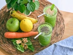 Green smoothies near healthy food