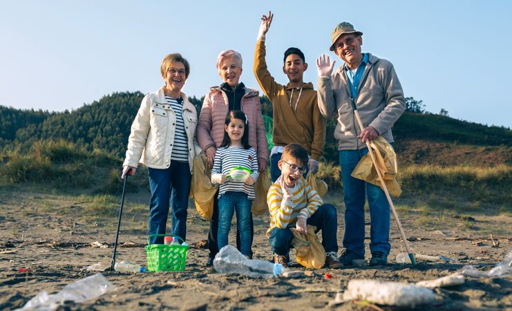 Volunteers ready to clean the beach