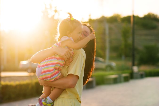 Toddler girl and mom