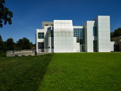 The Des Moines Art Center, Des Moines, Iowa Q4dkL5