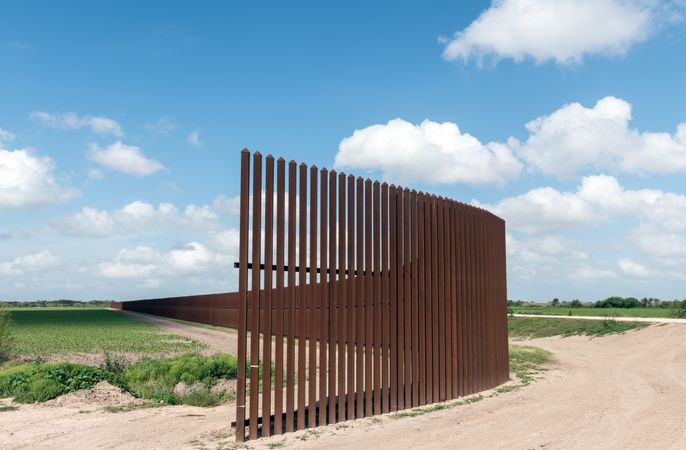 Precise fence in rural Texas