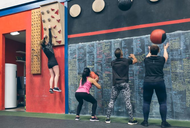 Group training at the box