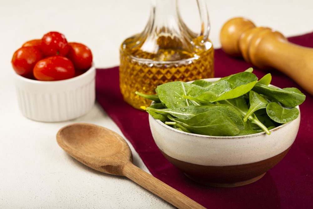Arugula salad with tomatoes