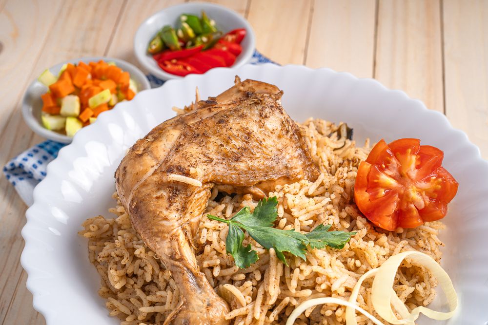 Kebuli rice with fried chicken