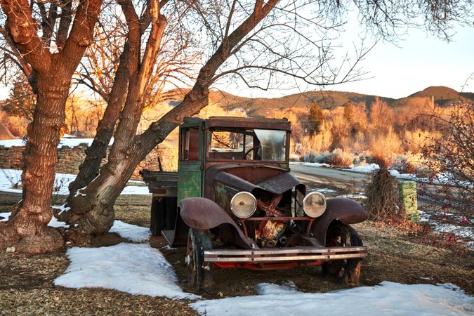 Vintage car parked outside the Ed Sandoval southwestern-art galley in Taos, New Mexico