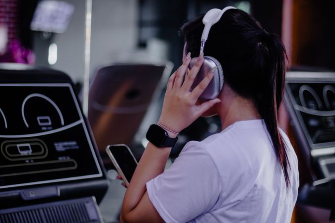 Engrossed Athlete: Immersive Music During Treadmill Training Session
