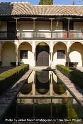 Courtyard of casa del Chapiz en el Albaicin y Sacromonte de Granada 5kRrGo