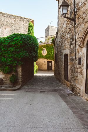 Photograph of a medieval village located in Spain.