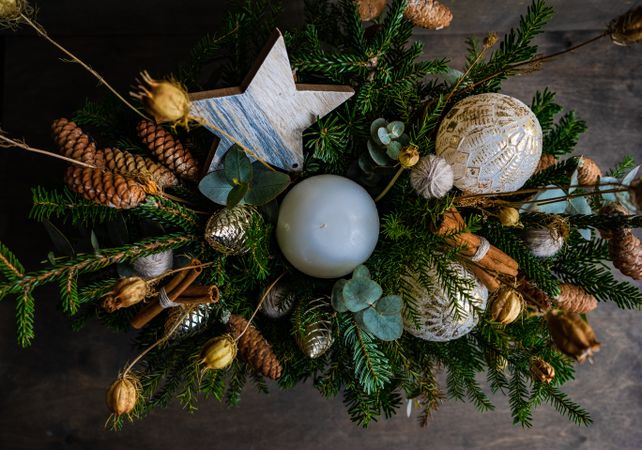 Christmas centerpiece with star ornaments and baubles