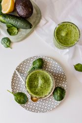 Healthy green smoothie detox