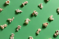 Set of popcorn on board