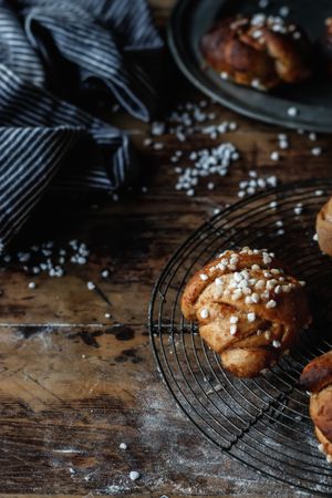 Cardamom buns on grating