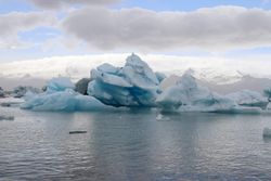 Iceland, Jokulsarlon Lagoon, Turquoise icebergs floating in Glacier Lagoon on Iceland.