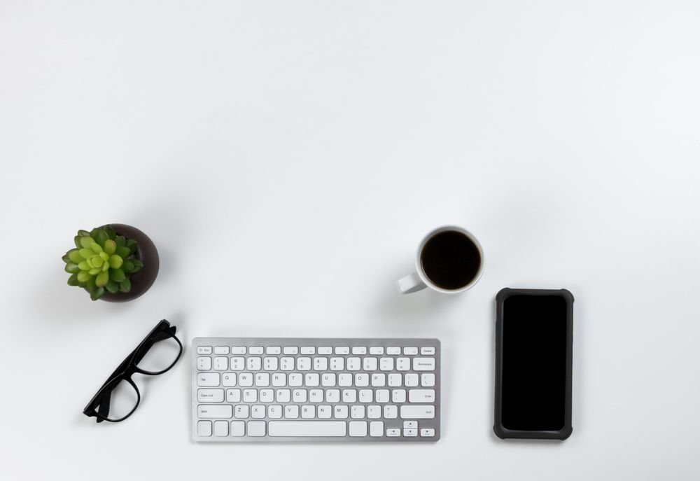 Desktop setup via wireless technology