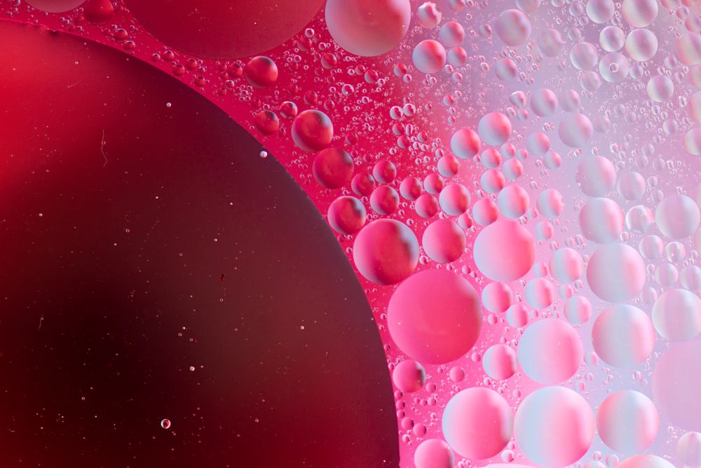 Abstract pink and red water bubbles