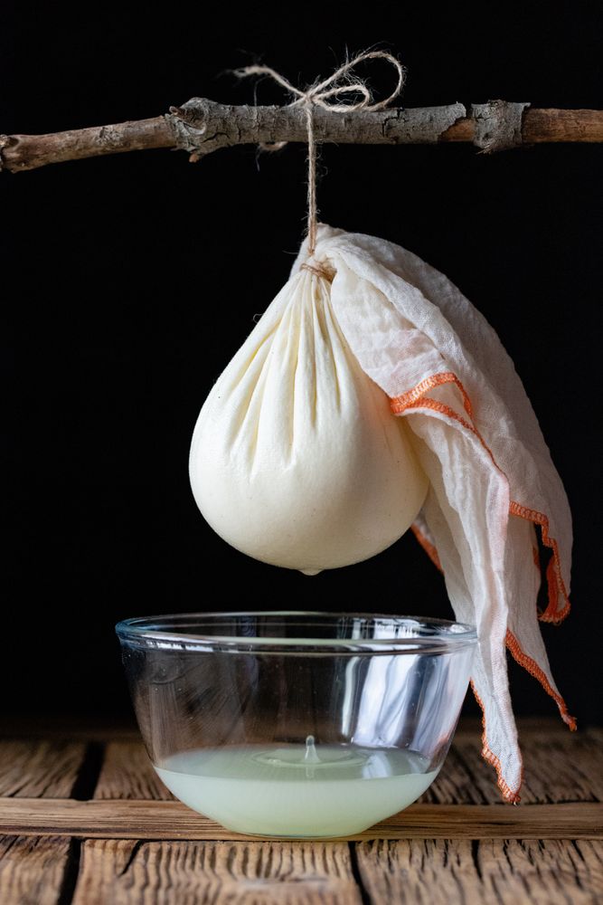 Process of traditional labneh preparation