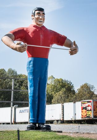 "State Line Big John" stands at the state line between Tennessee and Mississippi