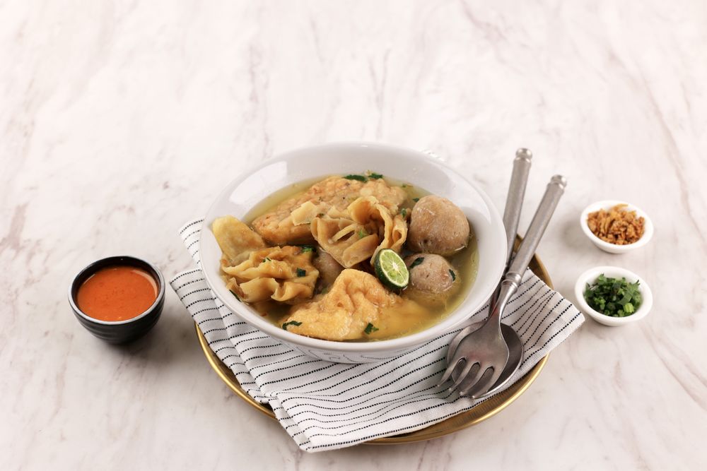 Baso Cuanki Bandung, Meatballs and Batagor Topping Cooked in Stock Soup.