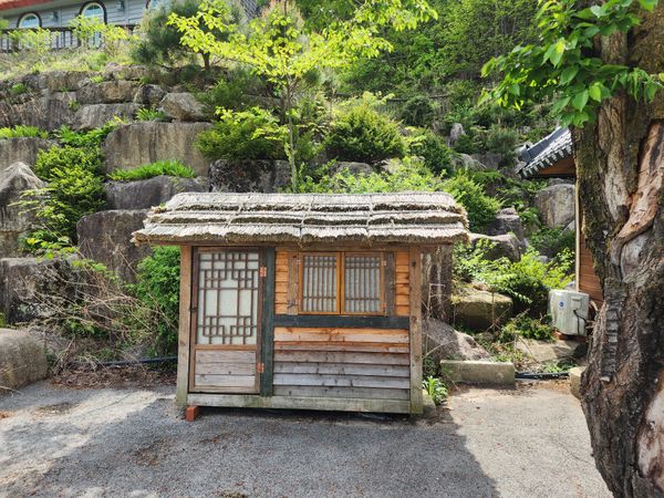 an old cottage