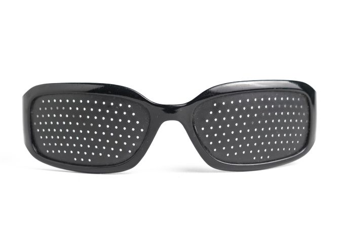 pinhole glasses