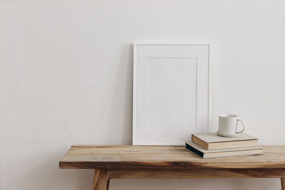 Vertical picture frame