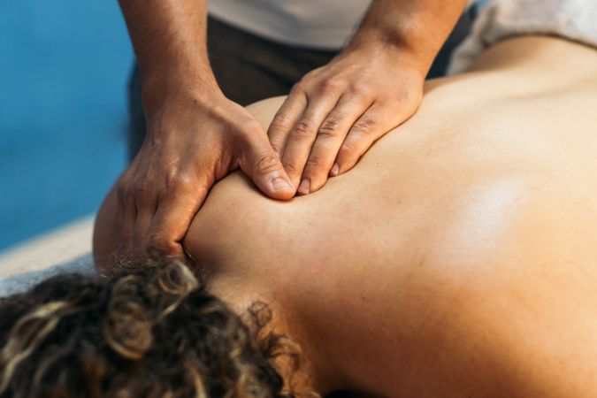 Physiotherapy Clinic: Back Recovery Massage