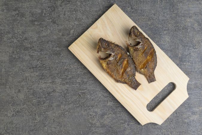 fried tilapia fish