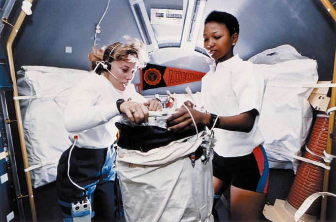 Astronauts Dr. Jan Davis & Dr. Mae Jemison aboard Space Shuttle Endeavor