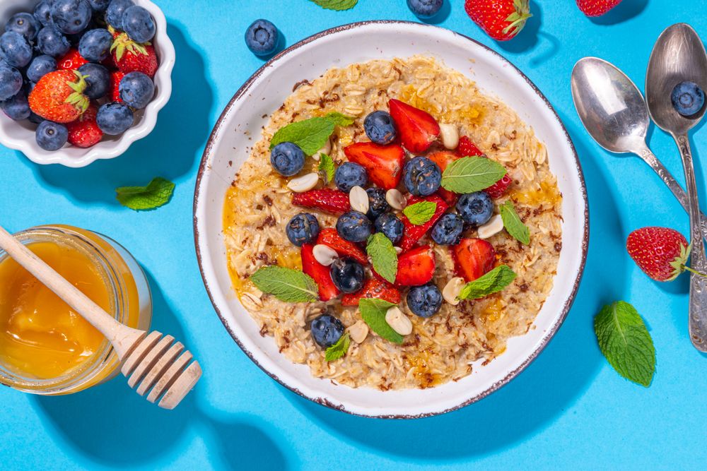 Summer breakfast oatmeal with berry