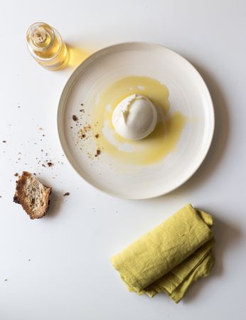 Burrata cheese and condiments