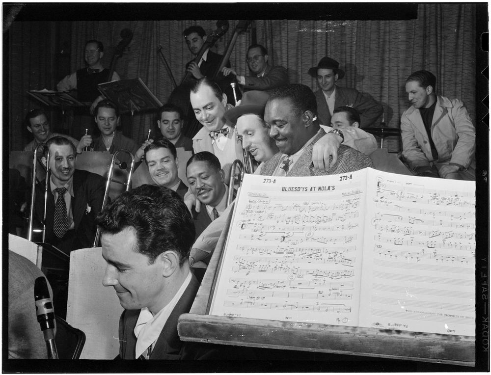 Portrait of Brick Fleagle, Snuffy Arthur, Lyle Murphy, Sandy Williams, Pee Wee Erwin, Rex Williams