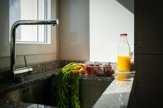 Veggies in a sink at home