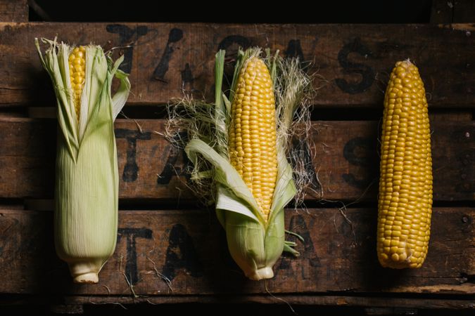 Phases of fresh corn peeling