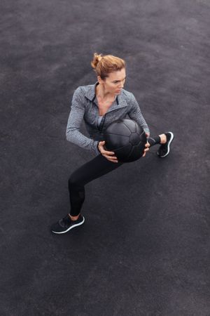 Woman exercising to get better core strength and stability