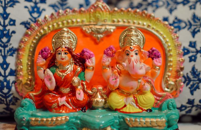 Lakshmi and Ganesh Hindu diet figurines