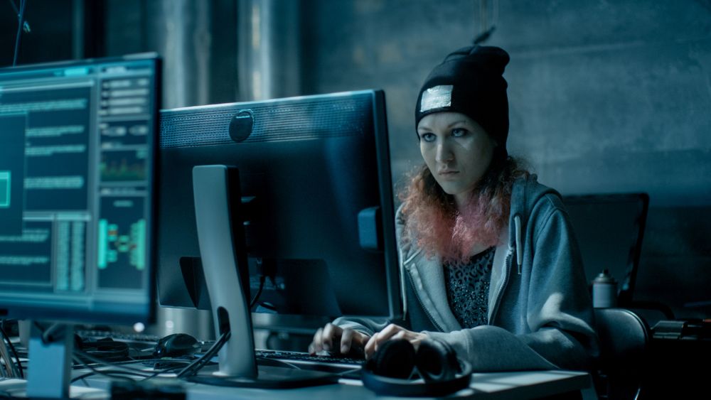 Nonconformist Hacker Attacks and Hacks Corporate Servers with Virus.