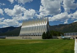 Geometric metal Air Force Academy Cadet Chapel in Colorado v5lom0