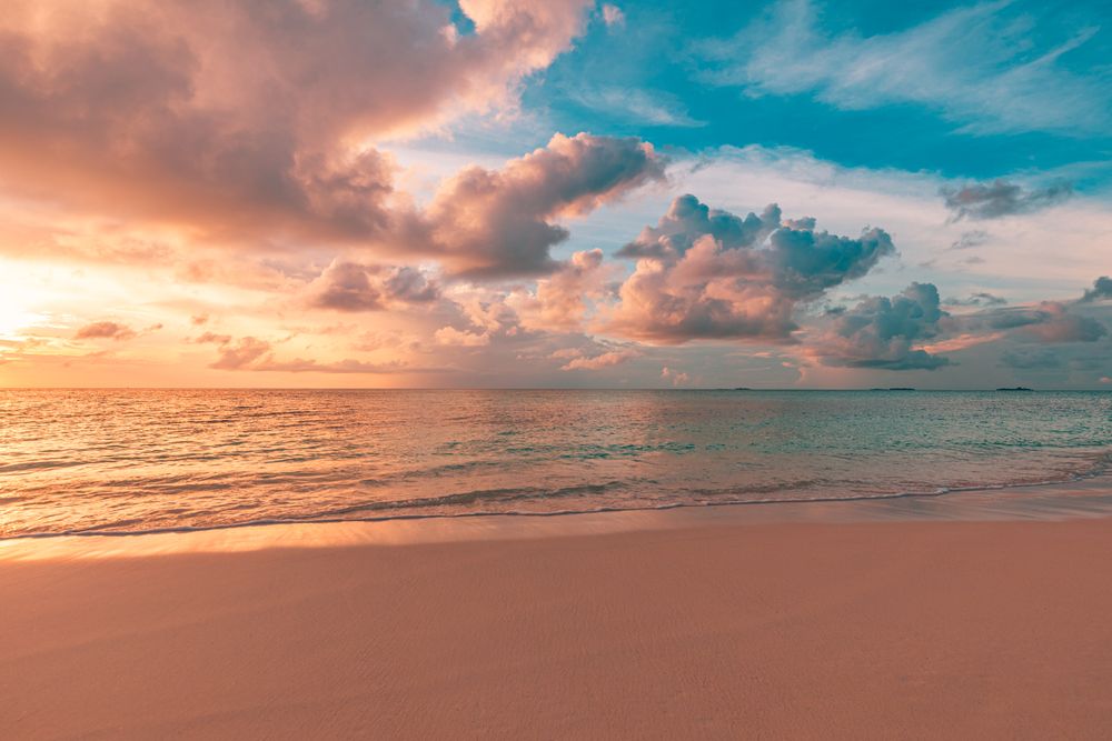 View out to the Indian Ocean at dusk