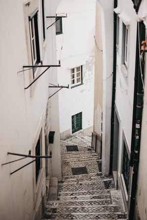 Narrow stairway between buildings