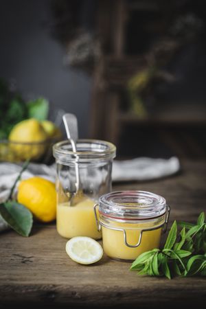Homemade lemon curd