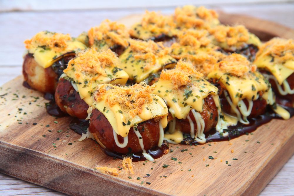 Freshly made Japanese food called Takoyaki