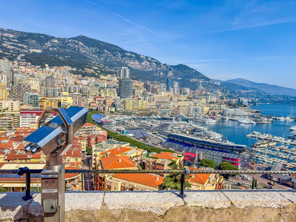 Coin-operated binocular on Rue des Remparts, Monaco