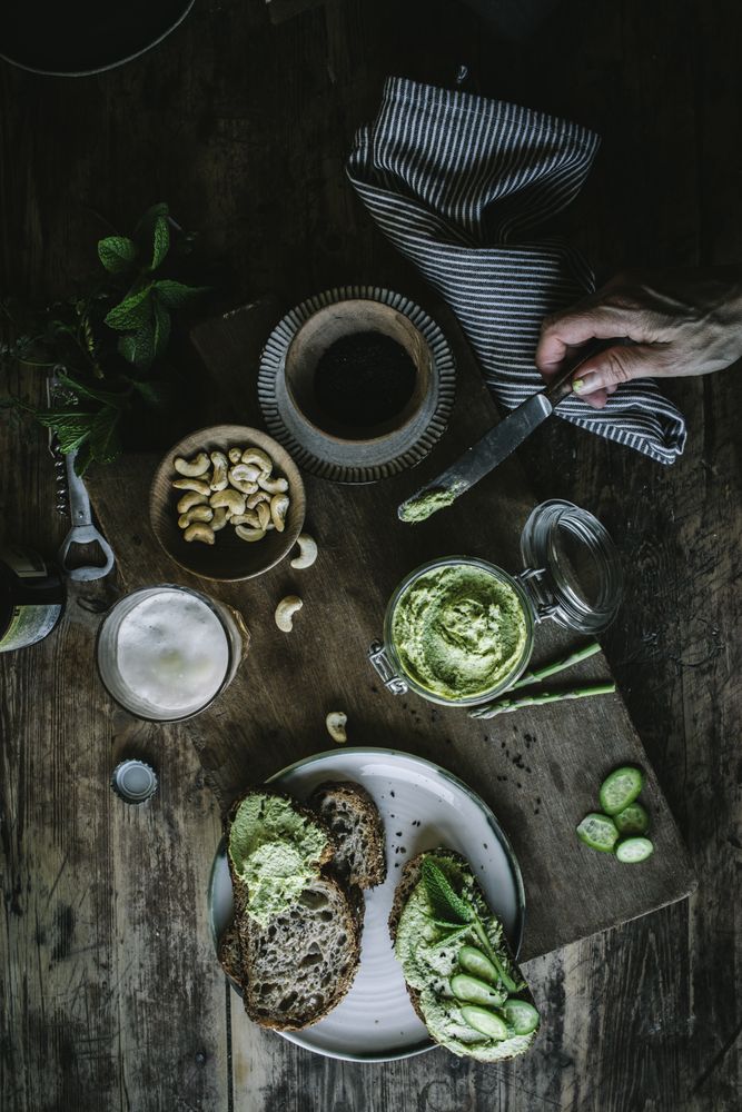 Serving toasts with cashew pate