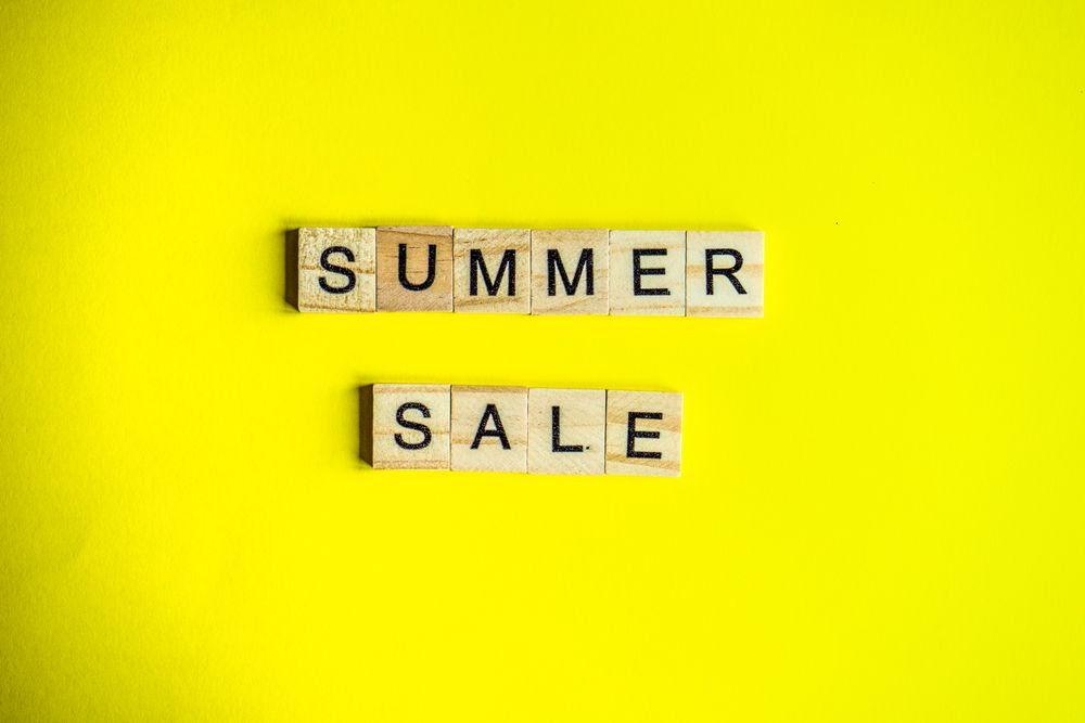 Summer sale concept