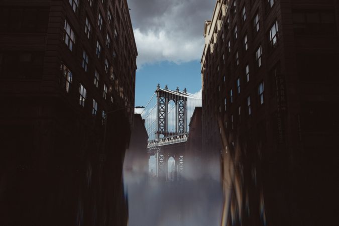 Two high-rise buildings near Brooklyn bridge in New York city