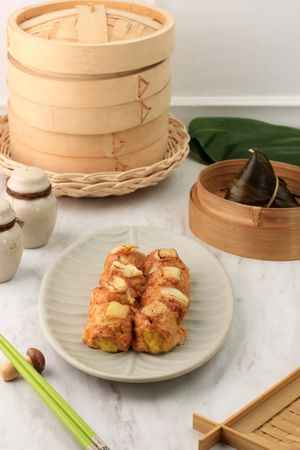 Siomay Dimsum Dumpling with Mentai Sauce Topping