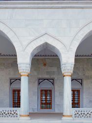 Arch over walkway in mosque