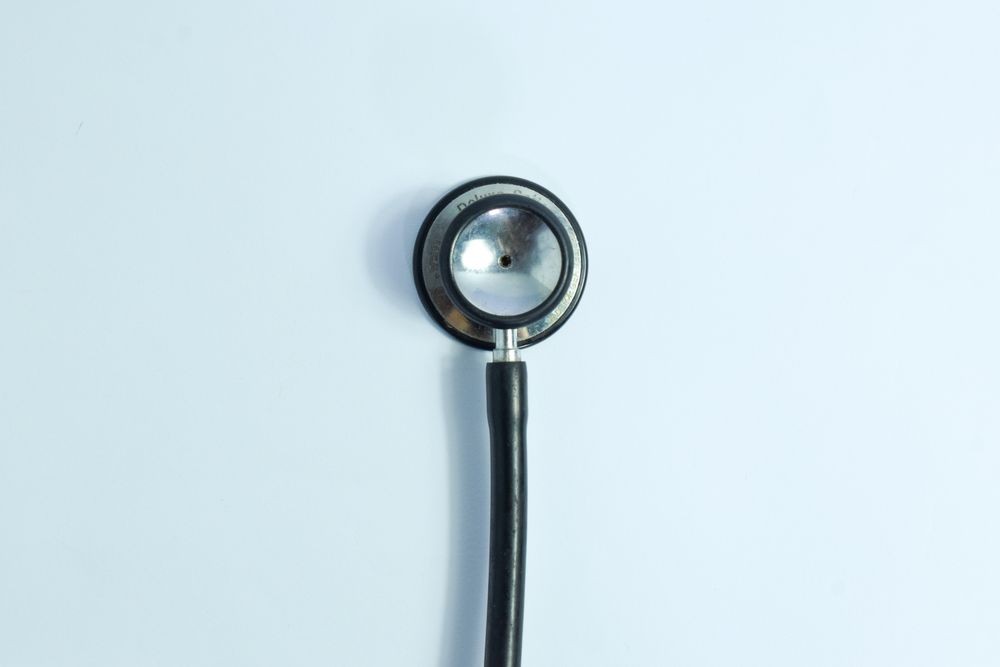 Stethoscope centered on plain table