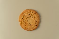 Sesame topped cookies arranged neatly